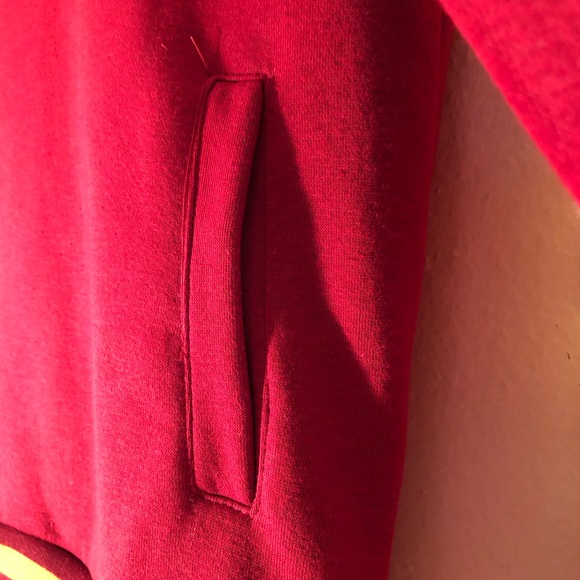 NBA UNK Cleveland Cavaliers Cowl Neck Sweatshirt - Picture 6 of 16